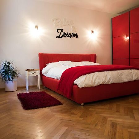 Appartement Luky10 à Braşov Extérieur photo