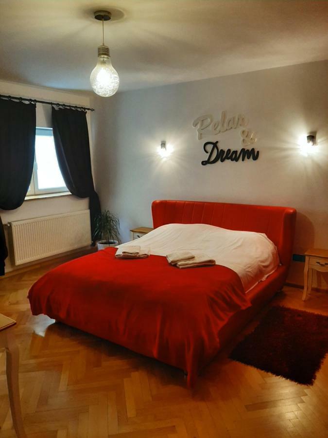 Appartement Luky10 à Braşov Extérieur photo